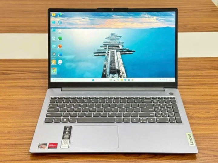 Lenovo IdeaPad Slim 3 15AMN8 | Ryzen 5-7520U | RAM 16GB | SSD 512GB | 15.6 FHD